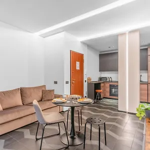https://its-home-design-moderno-centrale.italymilanhotels.net